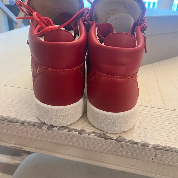 Brand new Giuseppe Zanotti…..they don’t fit me never even them out once….. - Picture 3 of 6